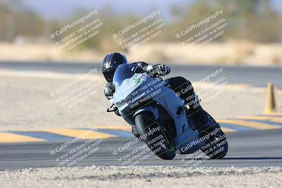 media/Jan-10-2025-CVMA Friday Practice (Fri) [[489e0da257]]/Group 4 and Trackday/Session 5 (Turn 7)/